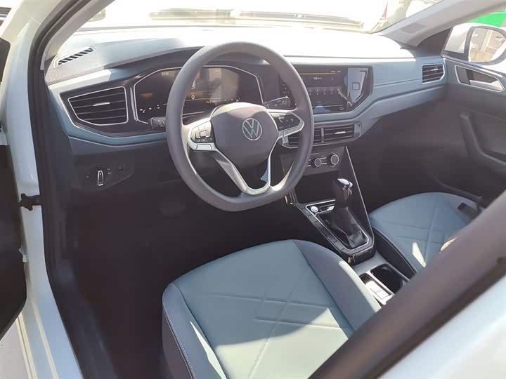 Фото 10 - Volkswagen Lavida