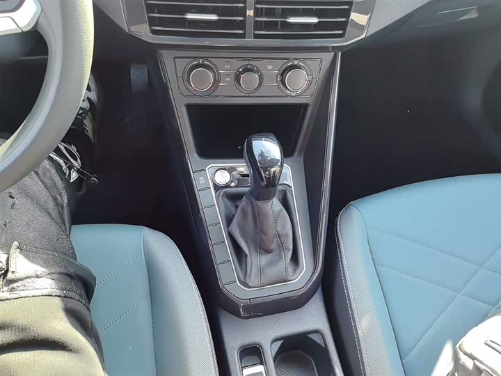 Фото 14 - Volkswagen Lavida