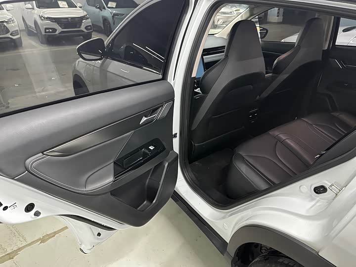 Фото 13 - XPeng G3