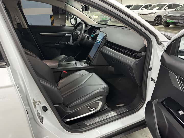 Фото 17 - XPeng G3