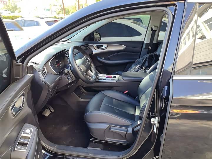 Фото 7 - Roewe RX5