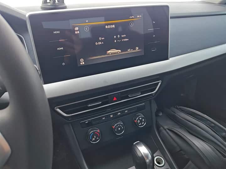 Фото 13 - Volkswagen Lavida