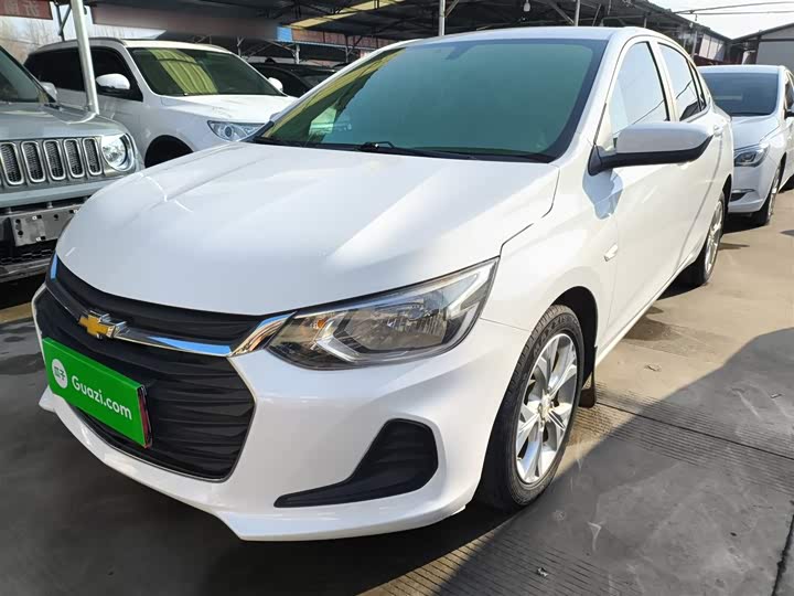 Фото 2 - Chevrolet Onix (Cavalier)