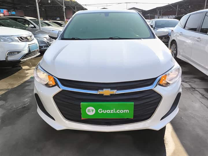 Фото 3 - Chevrolet Onix (Cavalier)