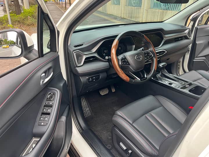 Фото 5 - GAC Trumpchi GS4