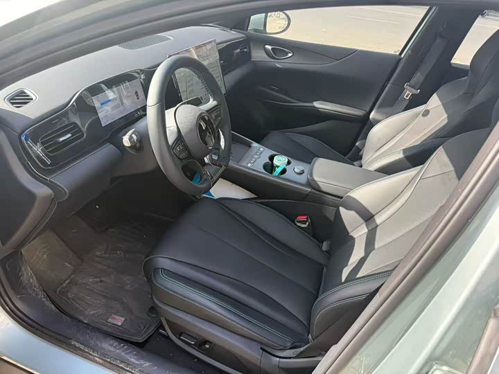 Фото 3 - BYD Seal 06 Hybrid/EV