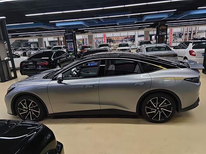 Фото 5 - BAIC Arcfox Alpha S5