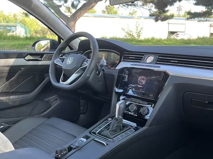 Фото 4 - Volkswagen Magotan