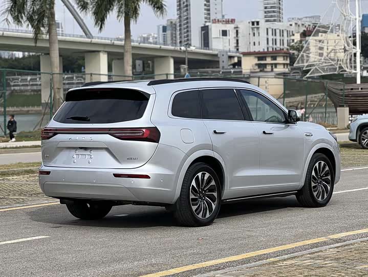 Фото 5 - Aito M7