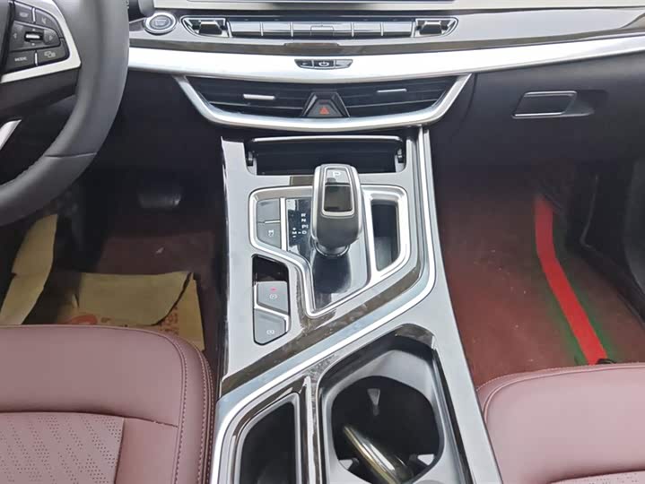 Фото 16 - Geely Jiaji