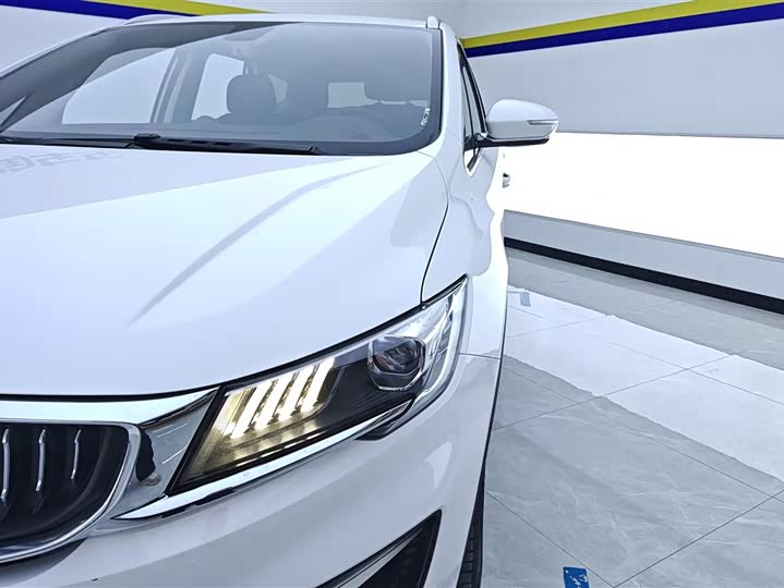 Фото 5 - Geely Jiaji