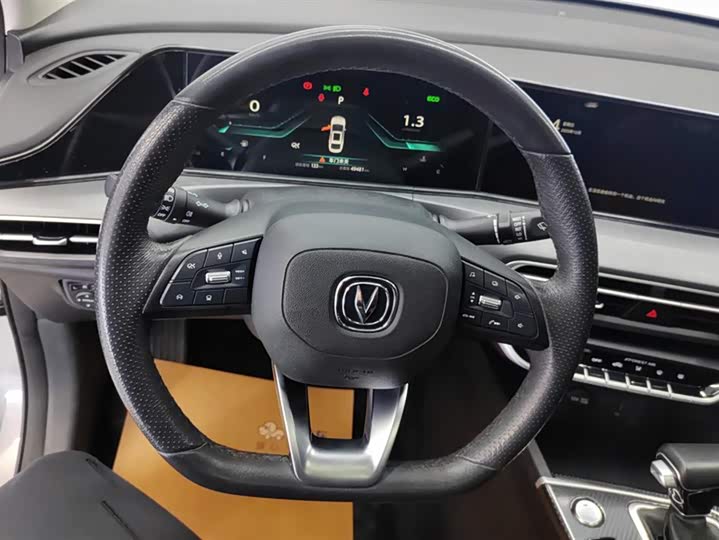 Фото 15 - Changan Eado Plus