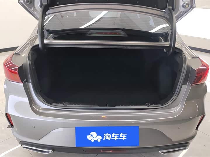 Фото 4 - Changan Eado Plus