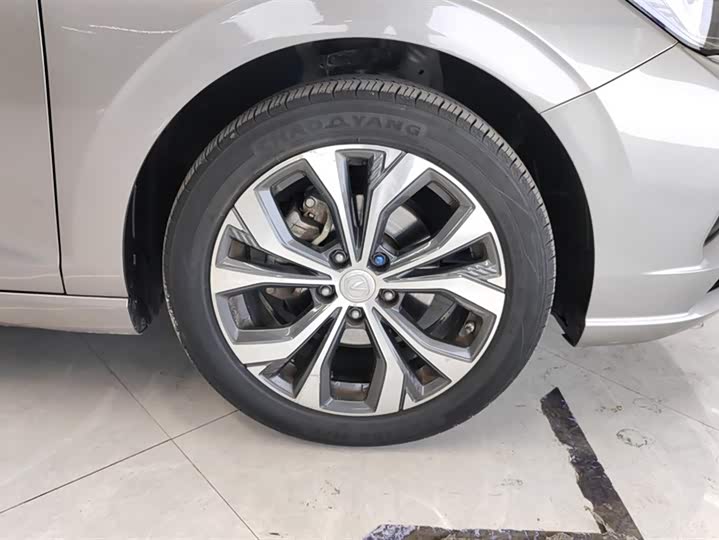 Фото 6 - Changan Eado Plus