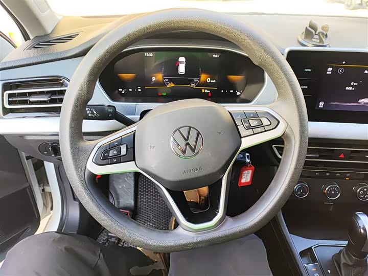 Фото 11 - Volkswagen Lavida