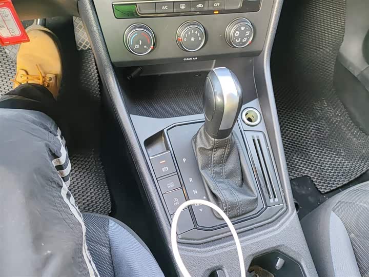 Фото 14 - Volkswagen Lavida