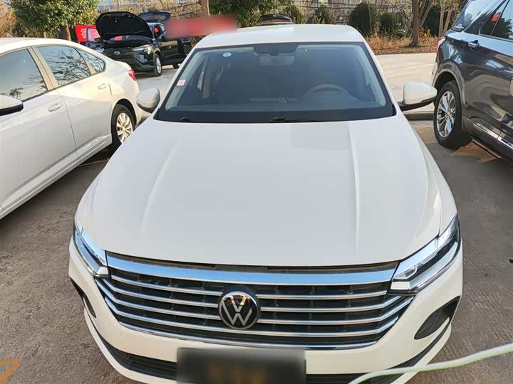 Фото 3 - Volkswagen Lavida