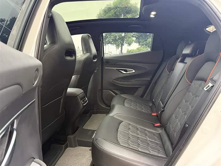 Фото 5 - Changan UNI-T