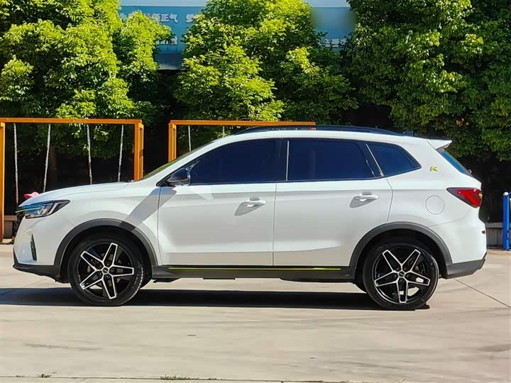 Фото 6 - Roewe RX5