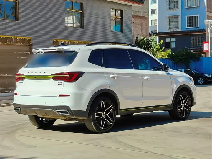 Фото 8 - Roewe RX5