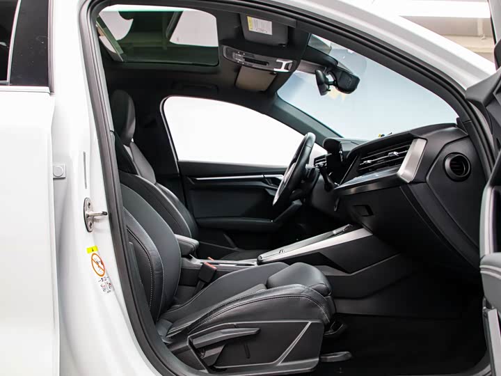 Фото 13 - Audi A3