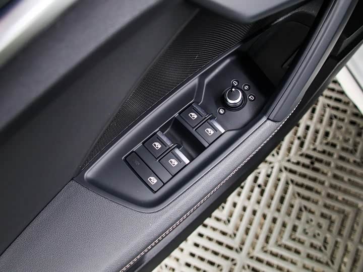 Фото 6 - Audi A3