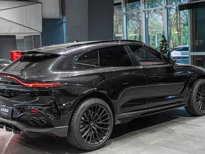 Фото 7 - Aston Martin DBX