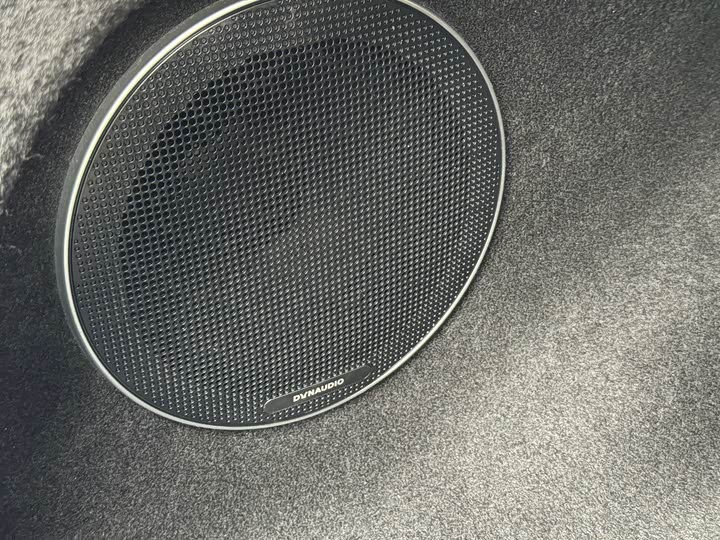 Фото 19 - XPeng P7