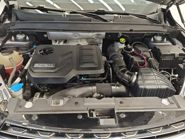 Фото 10 - Chery Tiggo 8