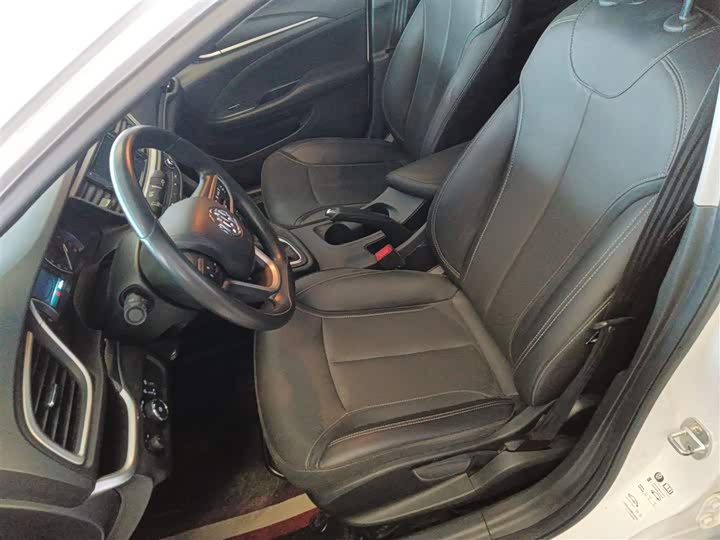 Фото 15 - Buick Excelle GT