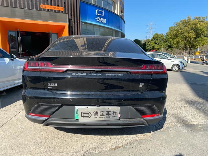 Фото 9 - BYD Han