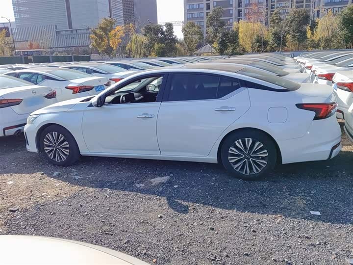 Фото 5 - Nissan Teana