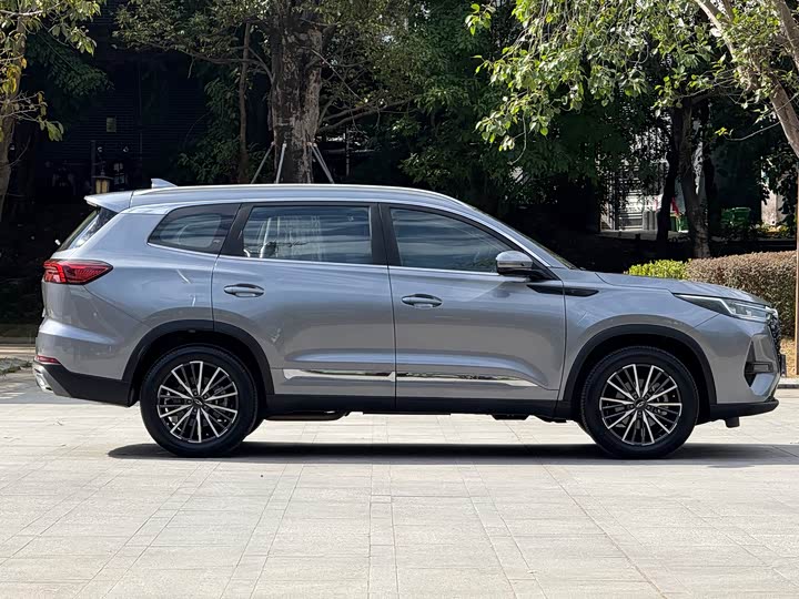 Фото 10 - Chery Tiggo 8 Pro