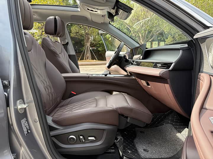 Фото 16 - Chery Tiggo 8 Pro