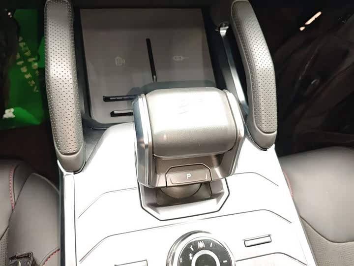 Фото 14 - Jetour T2