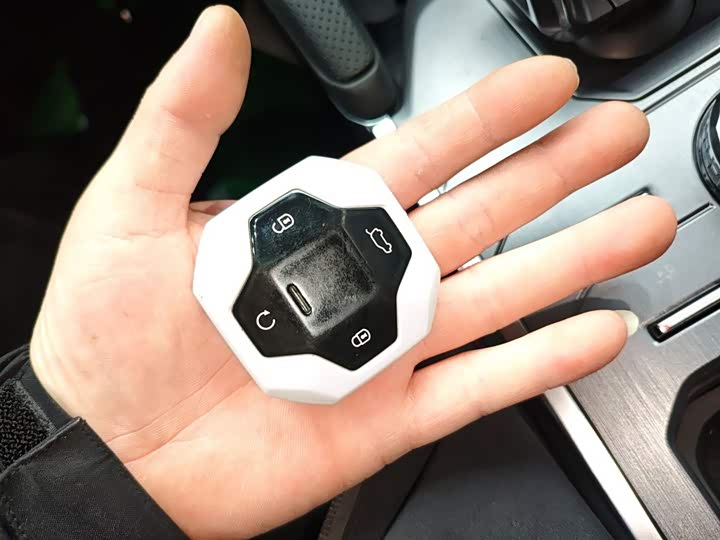 Фото 9 - Jetour T2