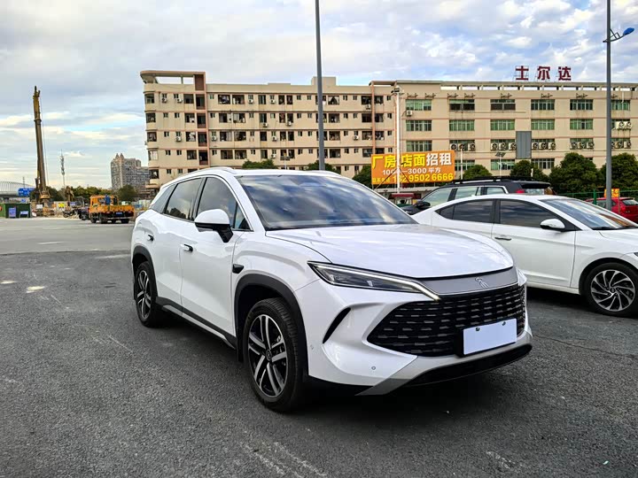 Фото 1 - BYD Song L DM-i Hybrid