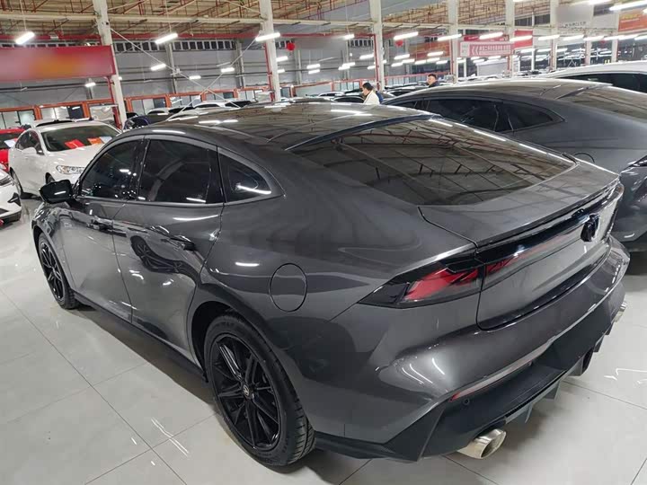 Фото 5 - Changan UNI-V