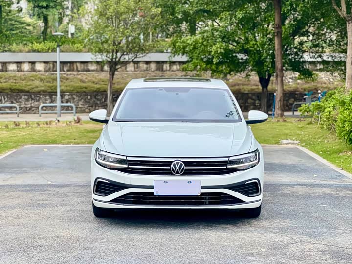 Фото 2 - Volkswagen Bora