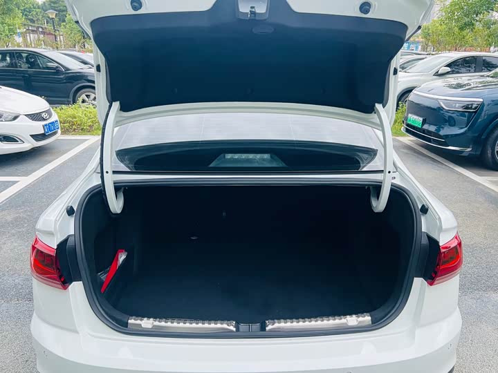 Фото 9 - Volkswagen Bora