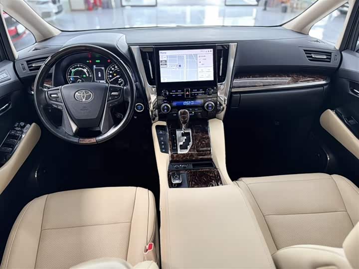 Фото 8 - Toyota Alphard