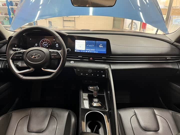 Фото 20 - Hyundai Elantra N line