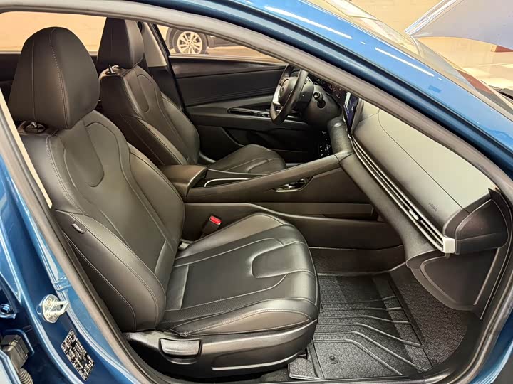 Фото 21 - Hyundai Elantra N line