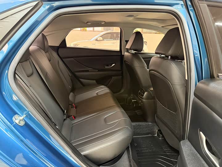 Фото 22 - Hyundai Elantra N line