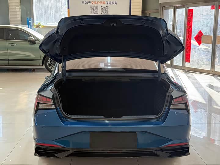 Фото 24 - Hyundai Elantra N line