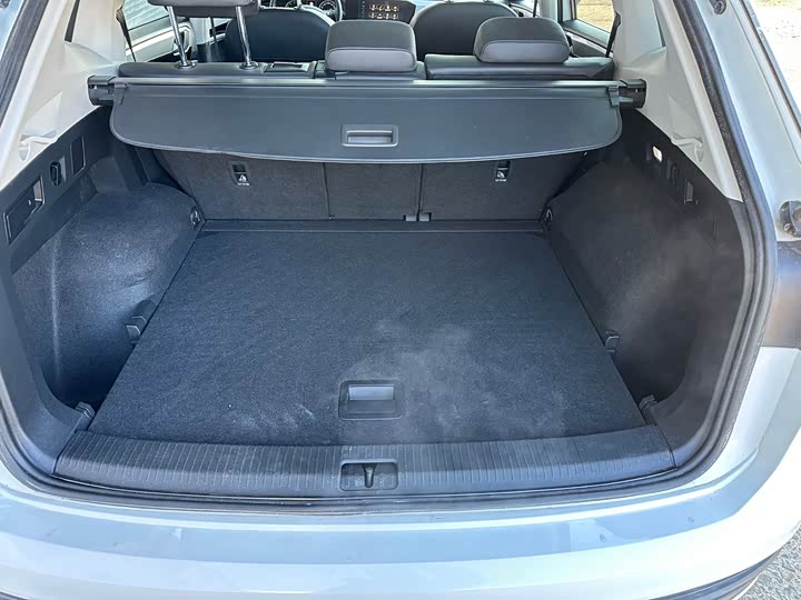 Фото 13 - Volkswagen Tayron