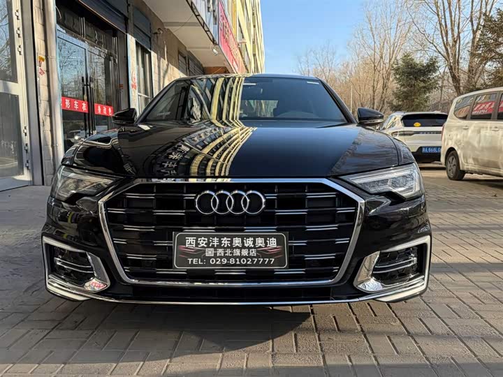 Фото 2 - Audi A6L