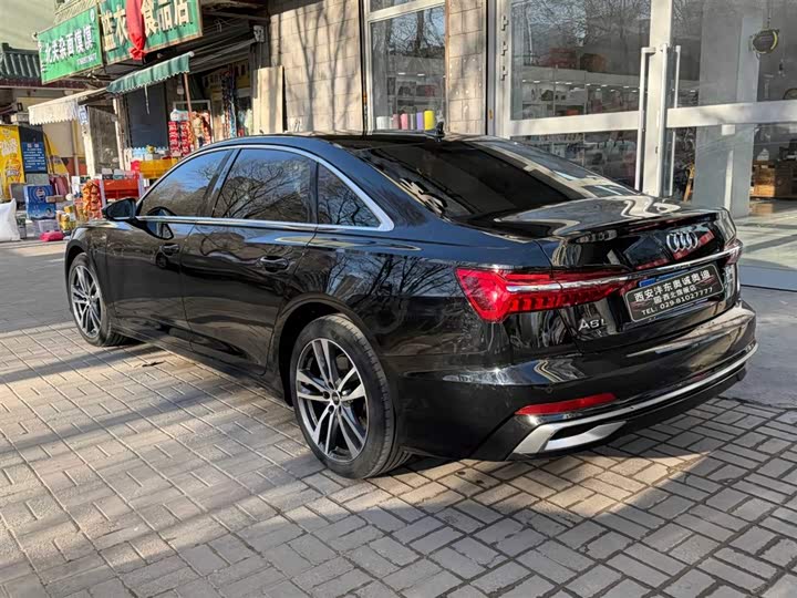 Фото 6 - Audi A6L