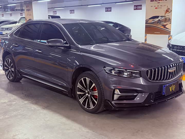 Фото 3 - Geely Preface