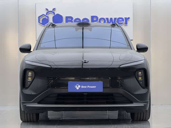 Фото 2 - Nio ES6